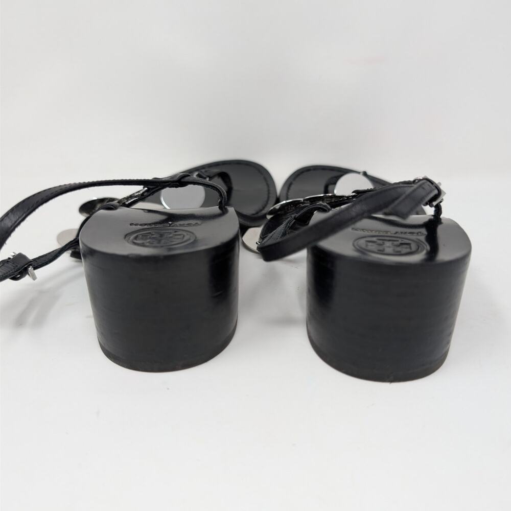 Tory Burch Black Leather Summer Sandals Silver Disc Heels Size 9 - Picture 6 of 16